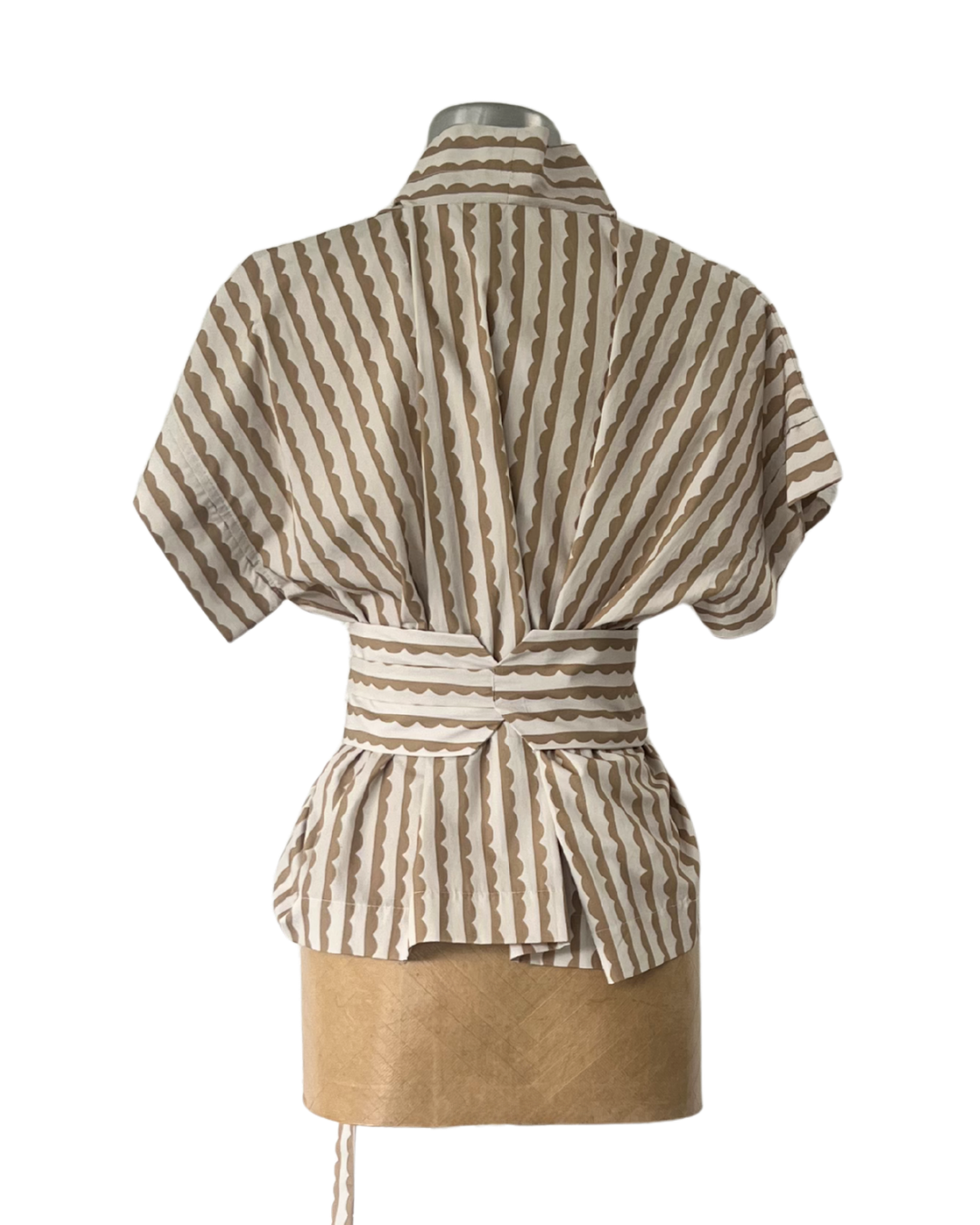 Sleeveless Kimono Natural Scallop