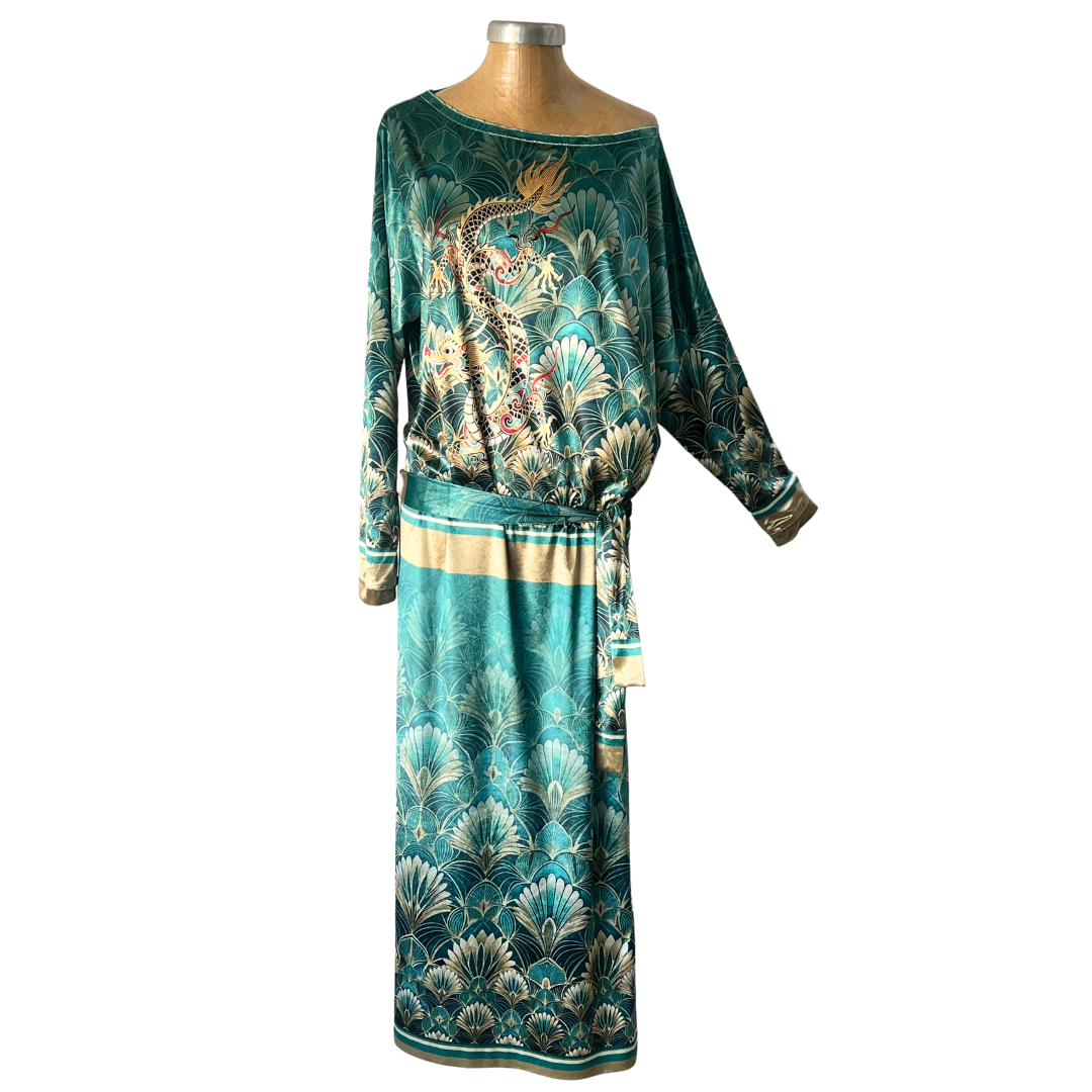 Velour Schloemphie Dress Dragon Tapestry