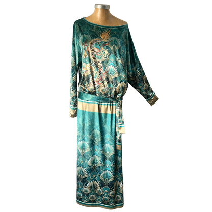 Velour Schloemphie Dress Dragon Tapestry